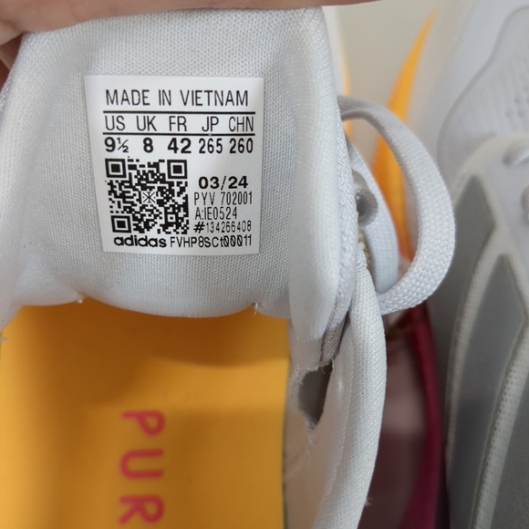 Adidas  Purebpost 5 Athletic White/Pink Sneaker NWT , Size 9.5 - Picture 7 of 7